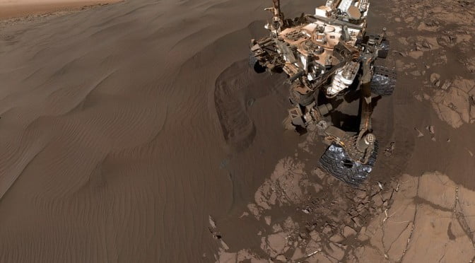 NASACuriosityMarsRover LetmetakeaSelfie